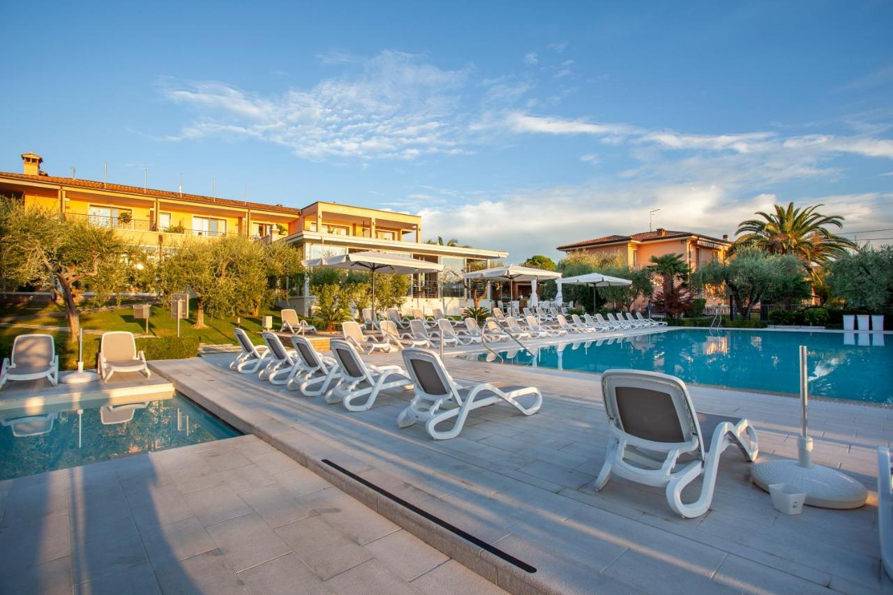 Hotel Villa Olivo Resort 3S Bardolino Exterior foto