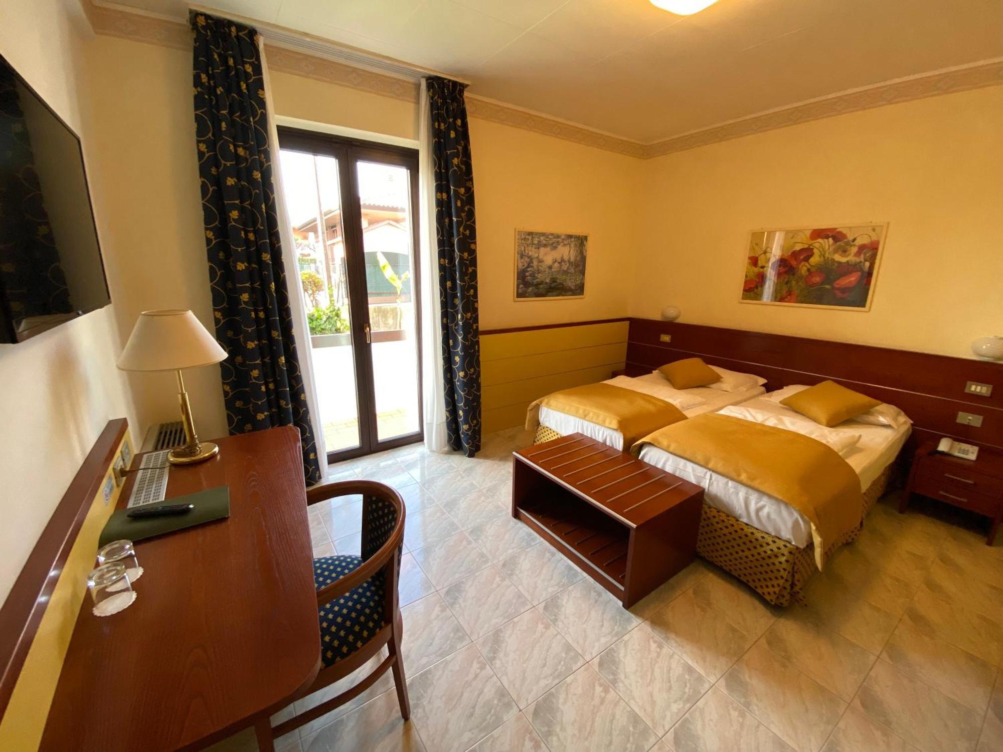 Hotel Villa Olivo Resort 3S Bardolino Exterior foto