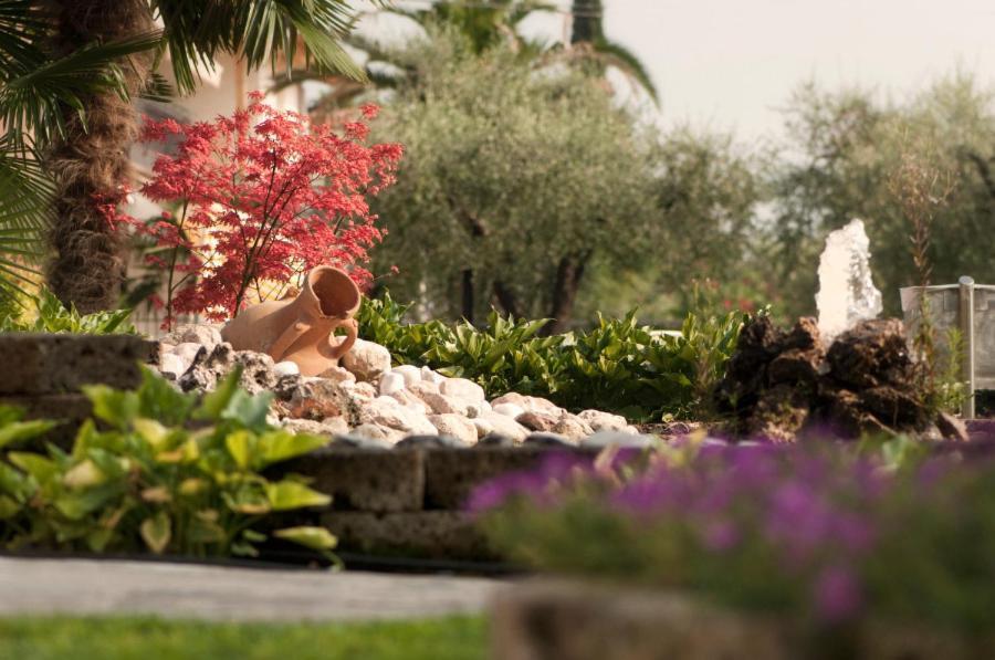 Hotel Villa Olivo Resort 3S Bardolino Exterior foto